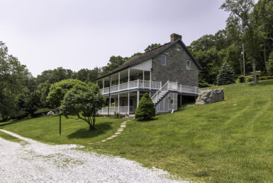 Hilly residential property in Elizabethton, Tennessee